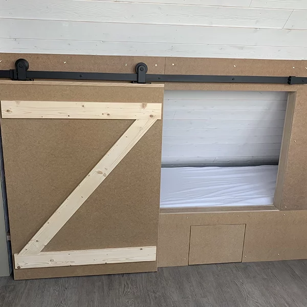 Lit-cabane-bois-medium-6