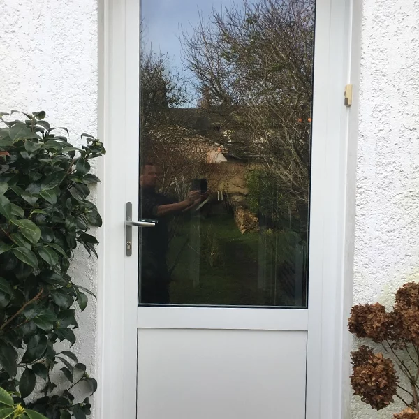 Porte-entree-pose-renocation-3